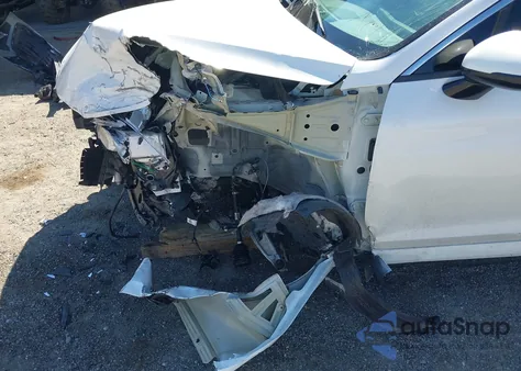 2025 Kia K5 Lxs из США, поврежденный, VIN KNAG24J76S5275919